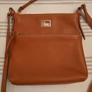 Dooney & Bourke Dillen letter carrier crossbody
